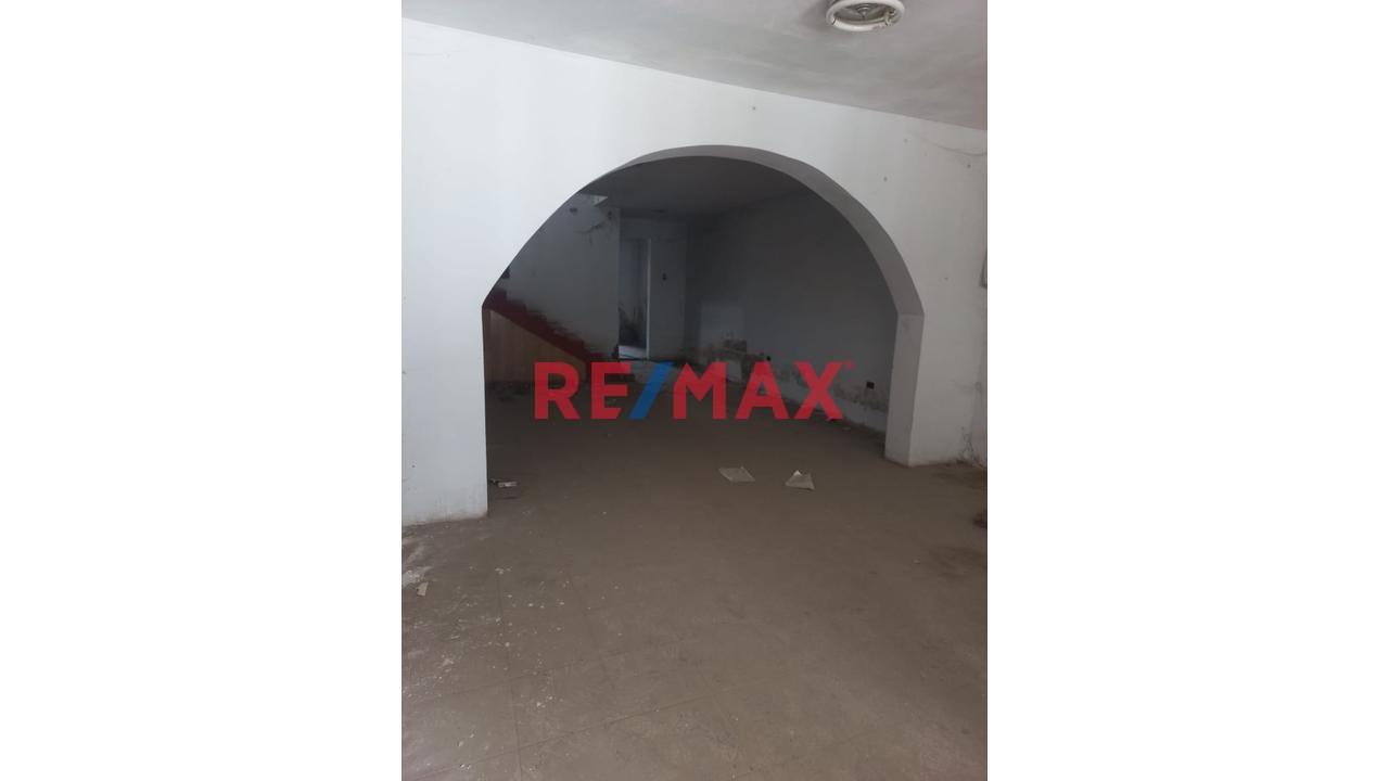 Se Vende Casa Como Terreno Para Remodelar O Inversion Cerca A La Avenida Lima  - Vmt — foto 4
