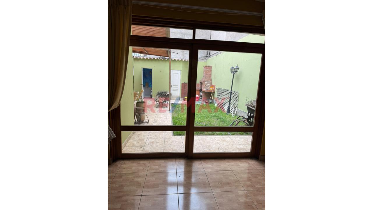 Amplia Casa Bien Ubicada En El Centro De Miraflores, Perfecta Para Oficina O Para Uso Familiar !!!! - 19
