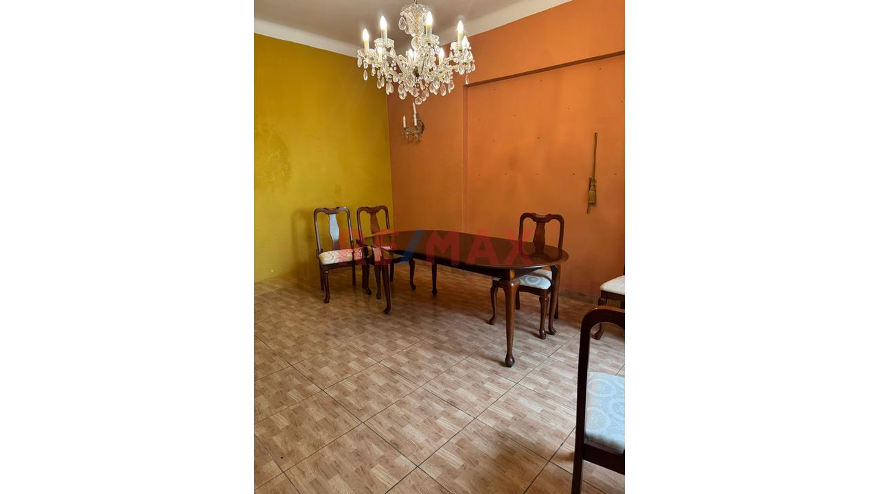 Amplia Casa Bien Ubicada En El Centro De Miraflores, Perfecta Para Oficina O Para Uso Familiar !!!! - 16