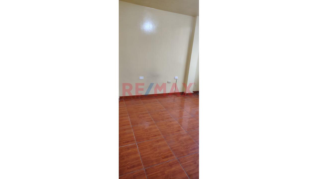Oportunidad De Venta Edificio Cerca Av El Olivar Callao - 9