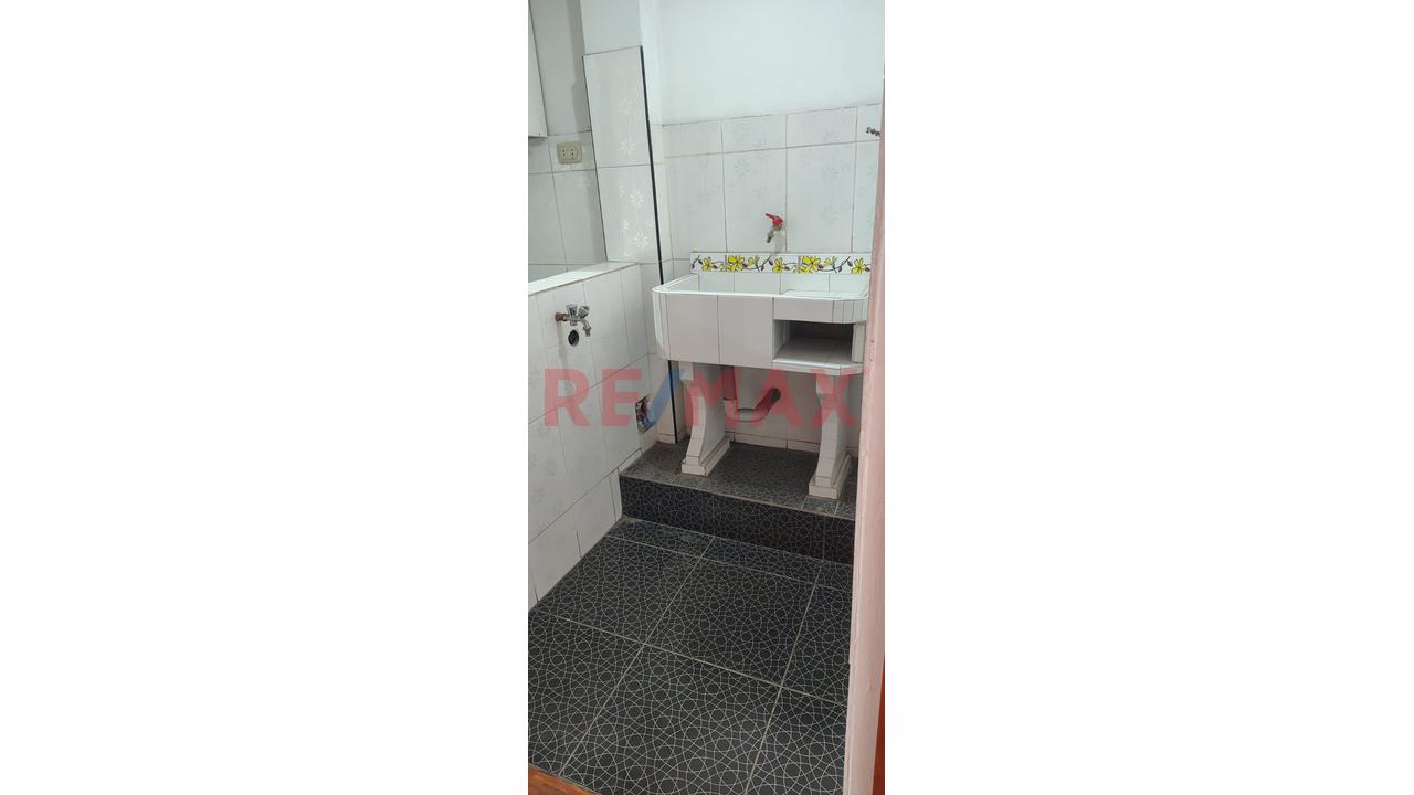 Oportunidad De Venta Edificio Cerca Av El Olivar Callao - 21