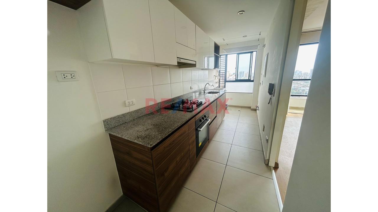 Departamento En Alquiler En Jesús María | 3 Dormitorios + Balcón + Sala De Estar/Estudio — foto 5