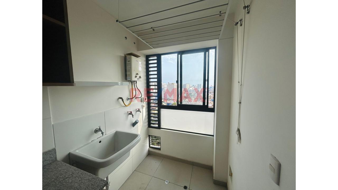 Departamento En Alquiler En Jesús María | 3 Dormitorios + Balcón + Sala De Estar/Estudio — foto 6