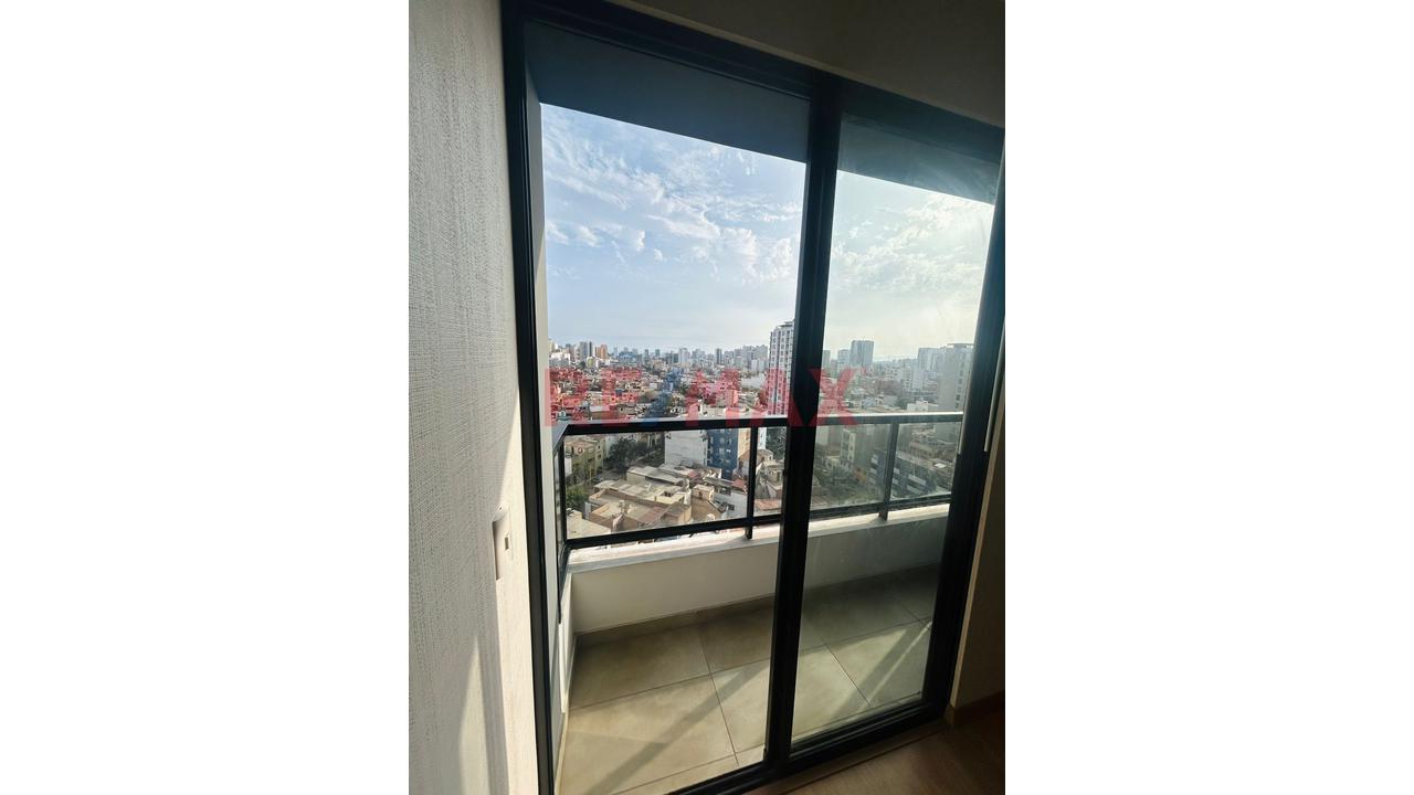 Departamento En Alquiler En Jesús María | 3 Dormitorios + Balcón + Sala De Estar/Estudio — foto 14