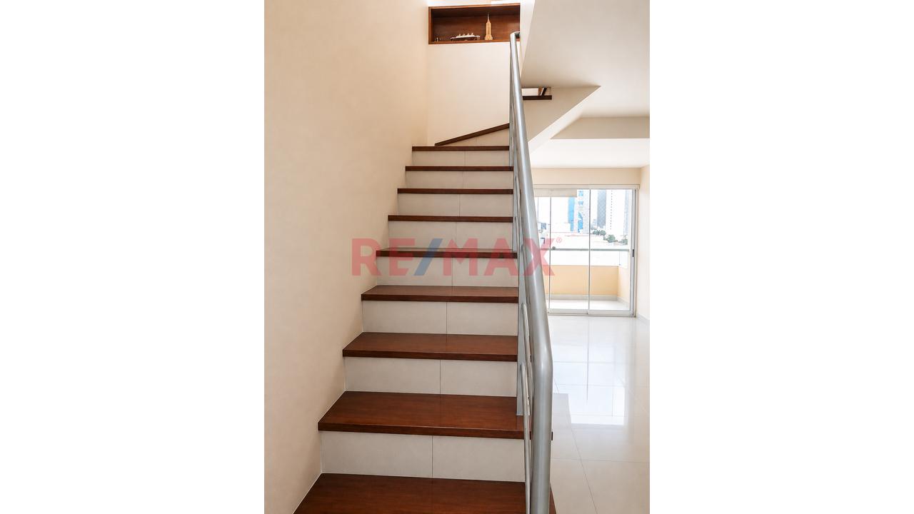Dúplex De 124.44 M² De Area Ocupada Con 3 Dormitorios, Terraza Y Área Social Privada – Surquillo — foto 6