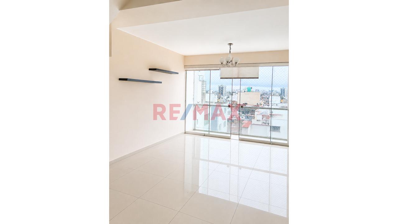 Dúplex De 124.44 M² De Area Ocupada Con 3 Dormitorios, Terraza Y Área Social Privada – Surquillo — foto 4