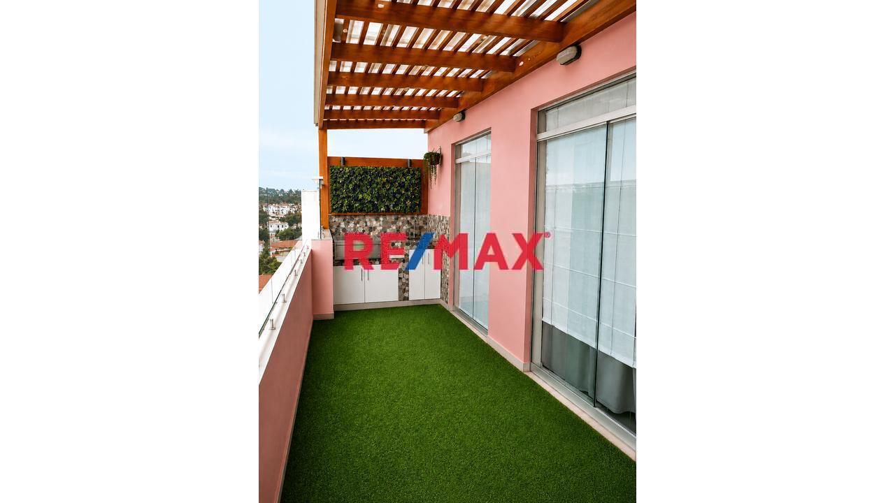 Dúplex De 124.44 M² De Area Ocupada Con 3 Dormitorios, Terraza Y Área Social Privada – Surquillo