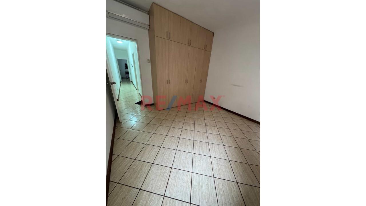 🏠 Duplex En Venta – Jesús María 💰 Precio: Us$ 250,000 — foto 5