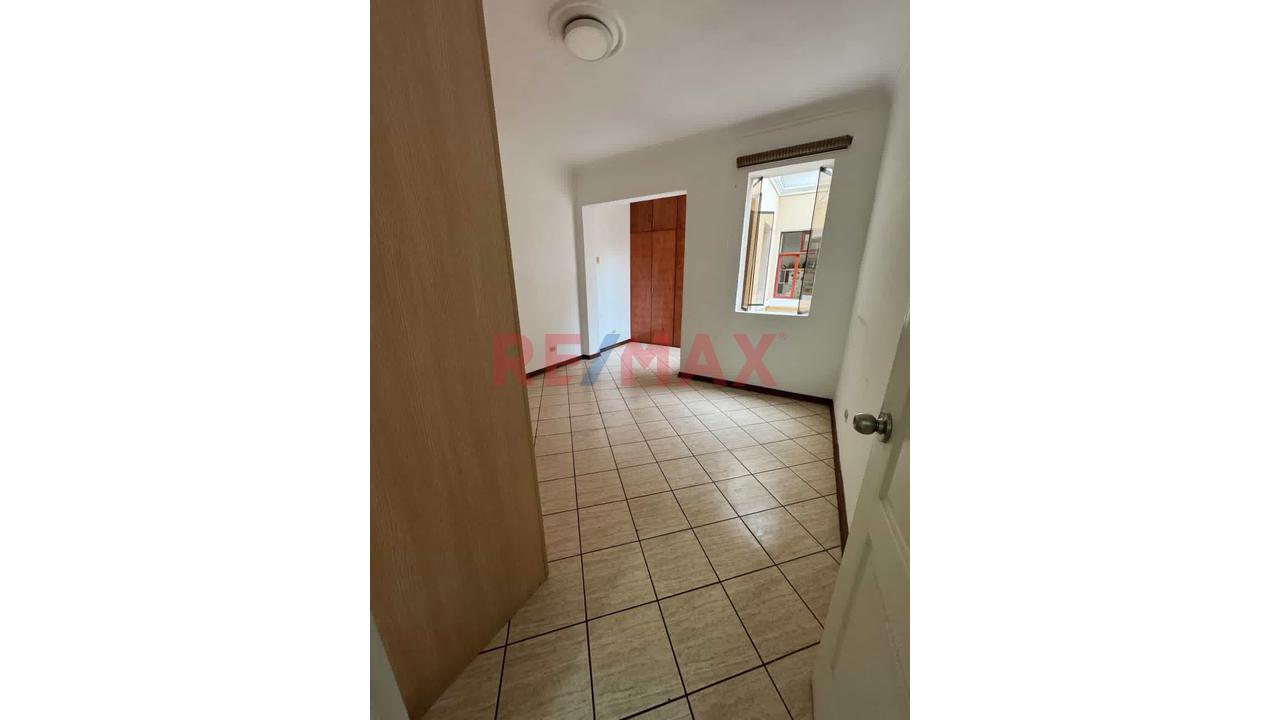 🏠 Duplex En Venta – Jesús María 💰 Precio: Us$ 250,000