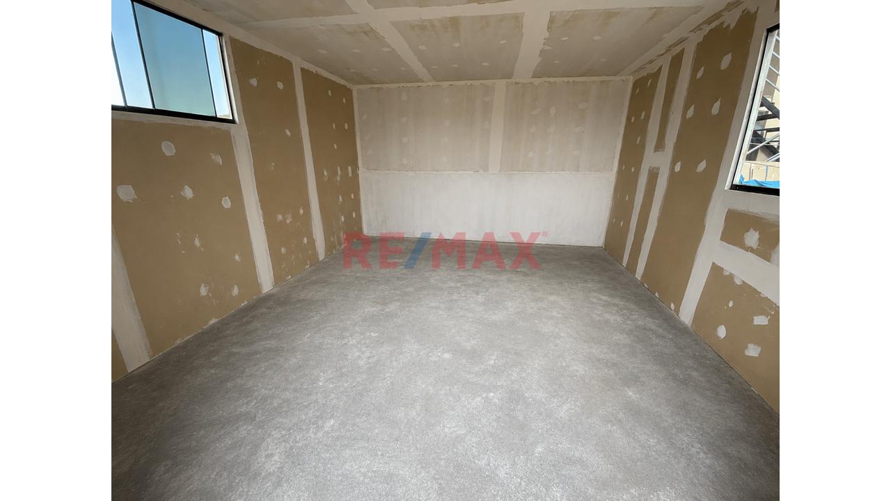 Venta De Departamento Duplex Con Azotea Urb Primavera - 19