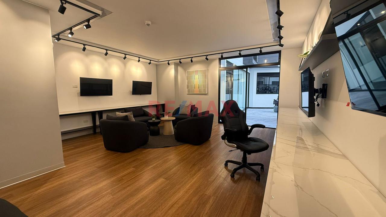 ¡Estrena Tu Nuevo Hogar! Alquilo Miniflat En Av. San Felipe! — foto 12
