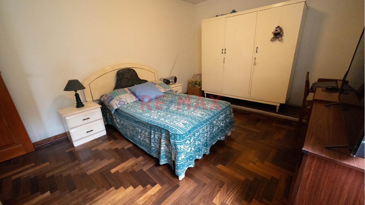 Venta De Casa En San Borja - Precio Negociable — foto 11