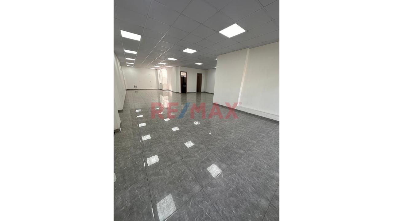 ✨ Local Altamente Comercial ¡El Espacio Perfecto Para Tu Negocio Está Aquí! ✨ - 2