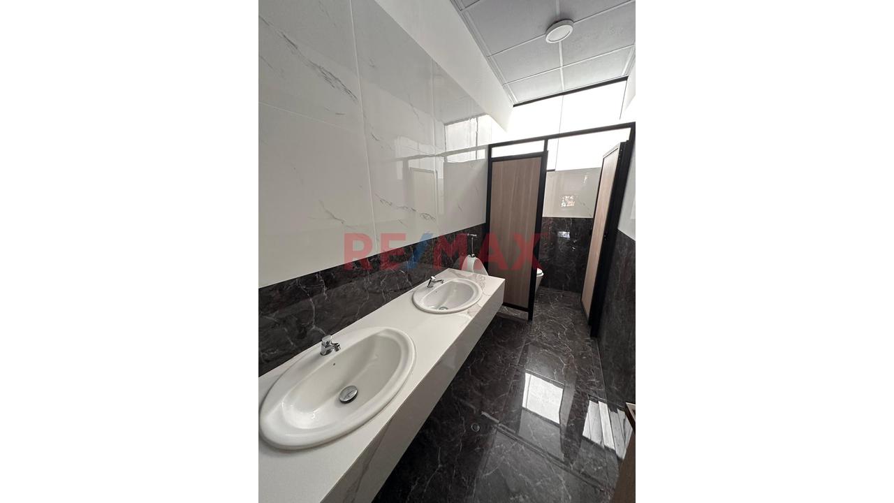 ✨ Local Altamente Comercial ¡El Espacio Perfecto Para Tu Negocio Está Aquí! ✨ - 3