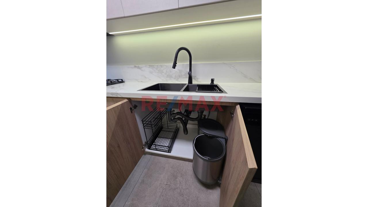 Exclusivo Dúplex En Miraflores | Diseño, Terrazas Y 2 Ingresos Independientes — foto 7