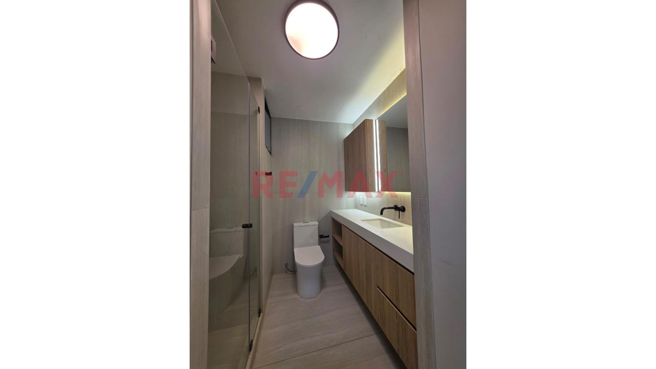 Exclusivo Dúplex En Miraflores | Diseño, Terrazas Y 2 Ingresos Independientes — foto 13