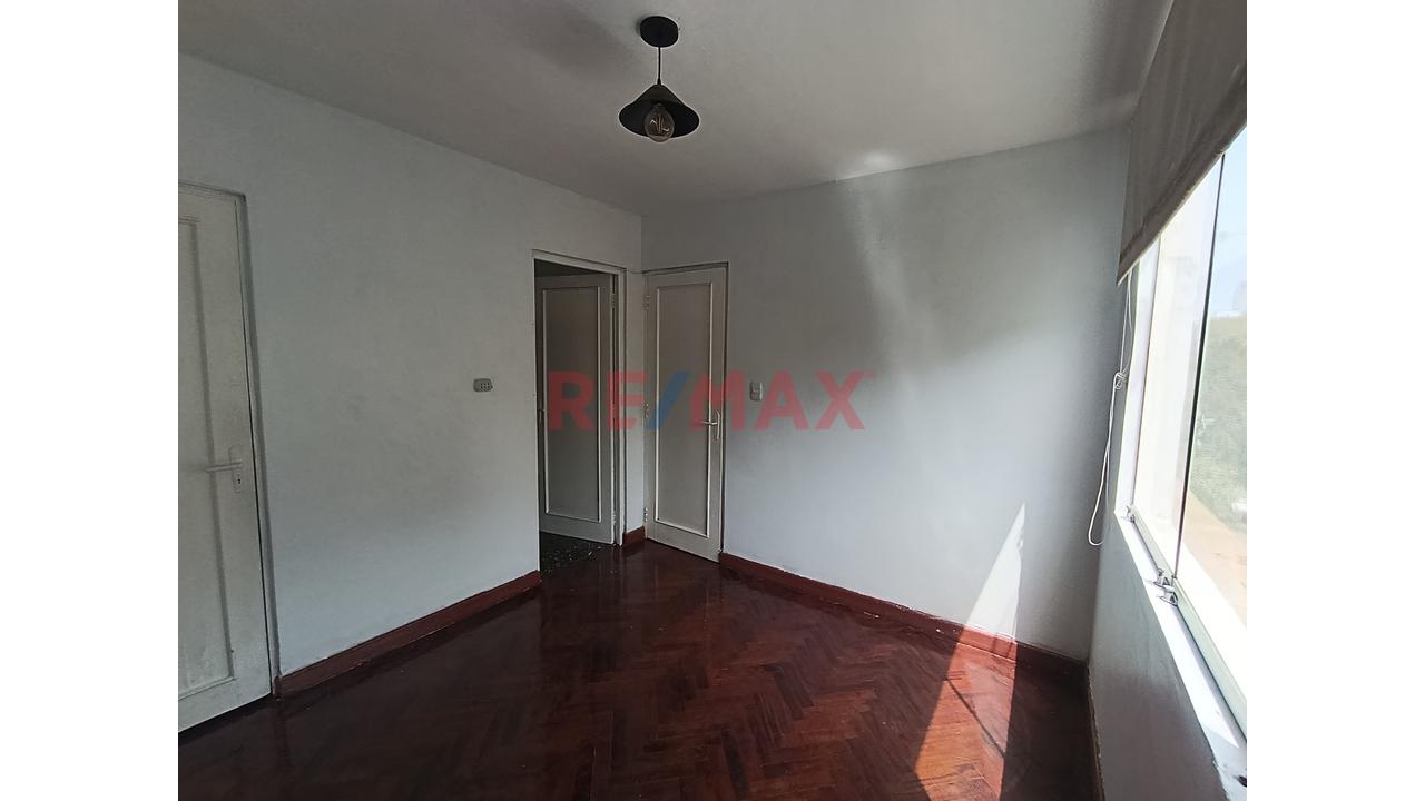 Mini Departamento - Oficina En Calle Santa Isabel  -Armendáriz - Miraflores — foto 13