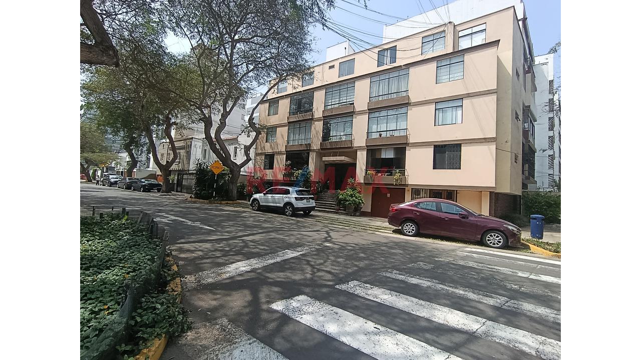 Mini Departamento - Oficina En Calle Santa Isabel  -Armendáriz - Miraflores — foto 4