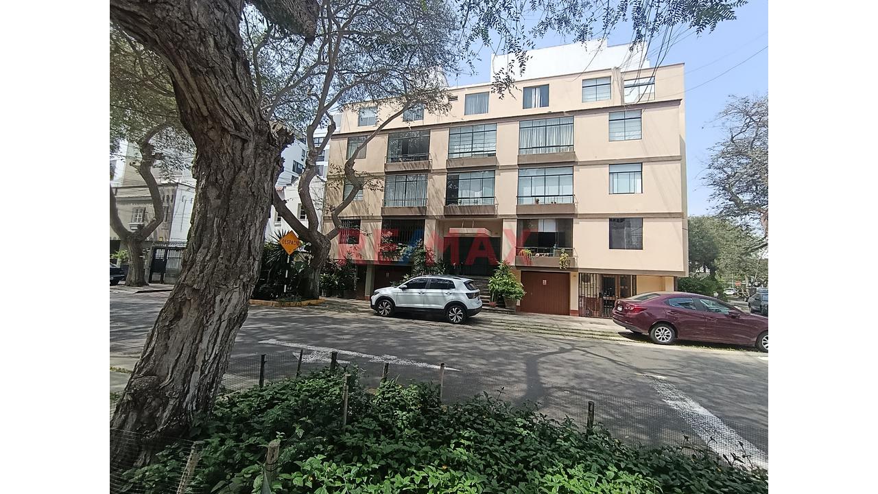 Mini Departamento - Oficina En Calle Santa Isabel  -Armendáriz - Miraflores — foto 2