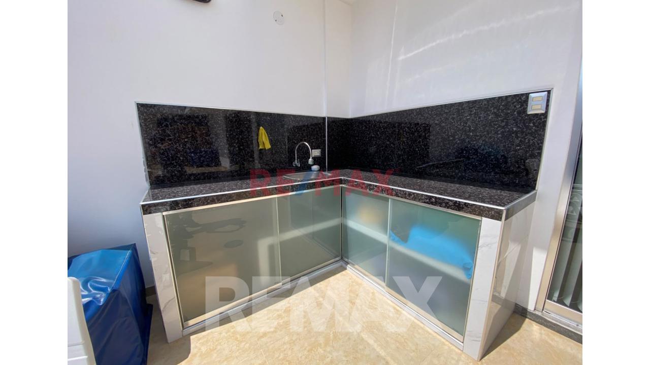 Vendo Hermosa Casa De Playa  350 Con Piscina Y Sauna  Casi Estreno - Playa Lobos - 2
