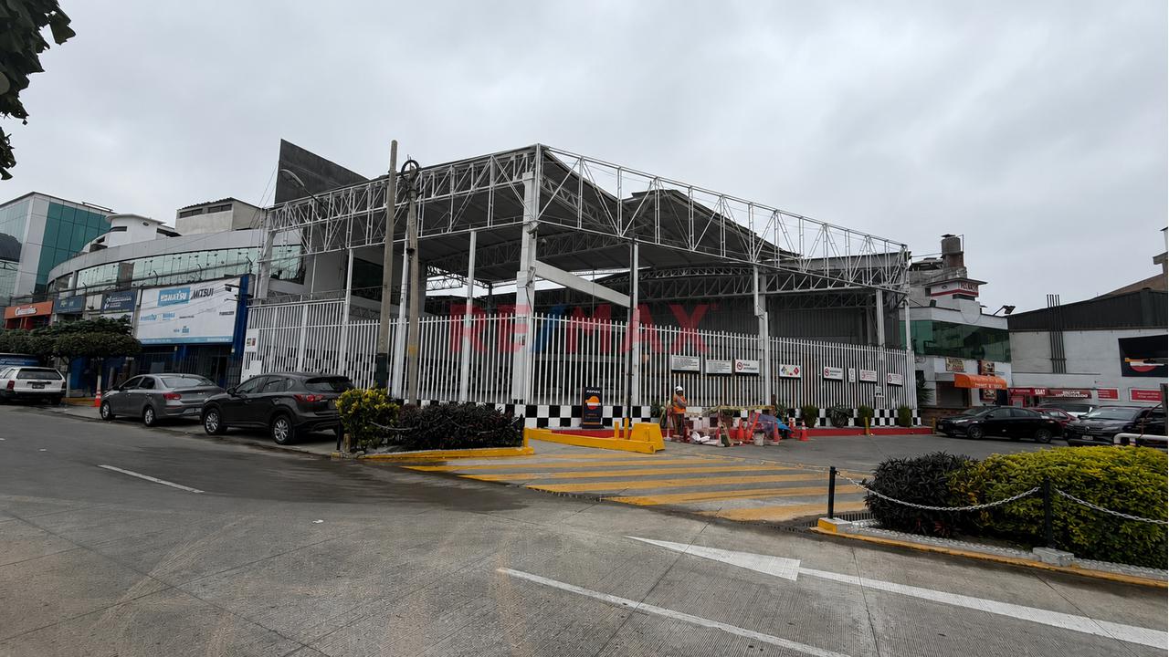 ¡Amplio Local Comercial Con Excelente Potencial Para Negocio En San Luis! - 2