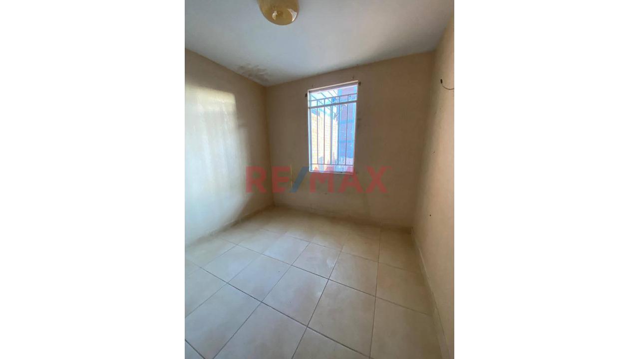 Venta De Casa En Urb La Planicie Etapa I Mz C2 Lote 35 - 2