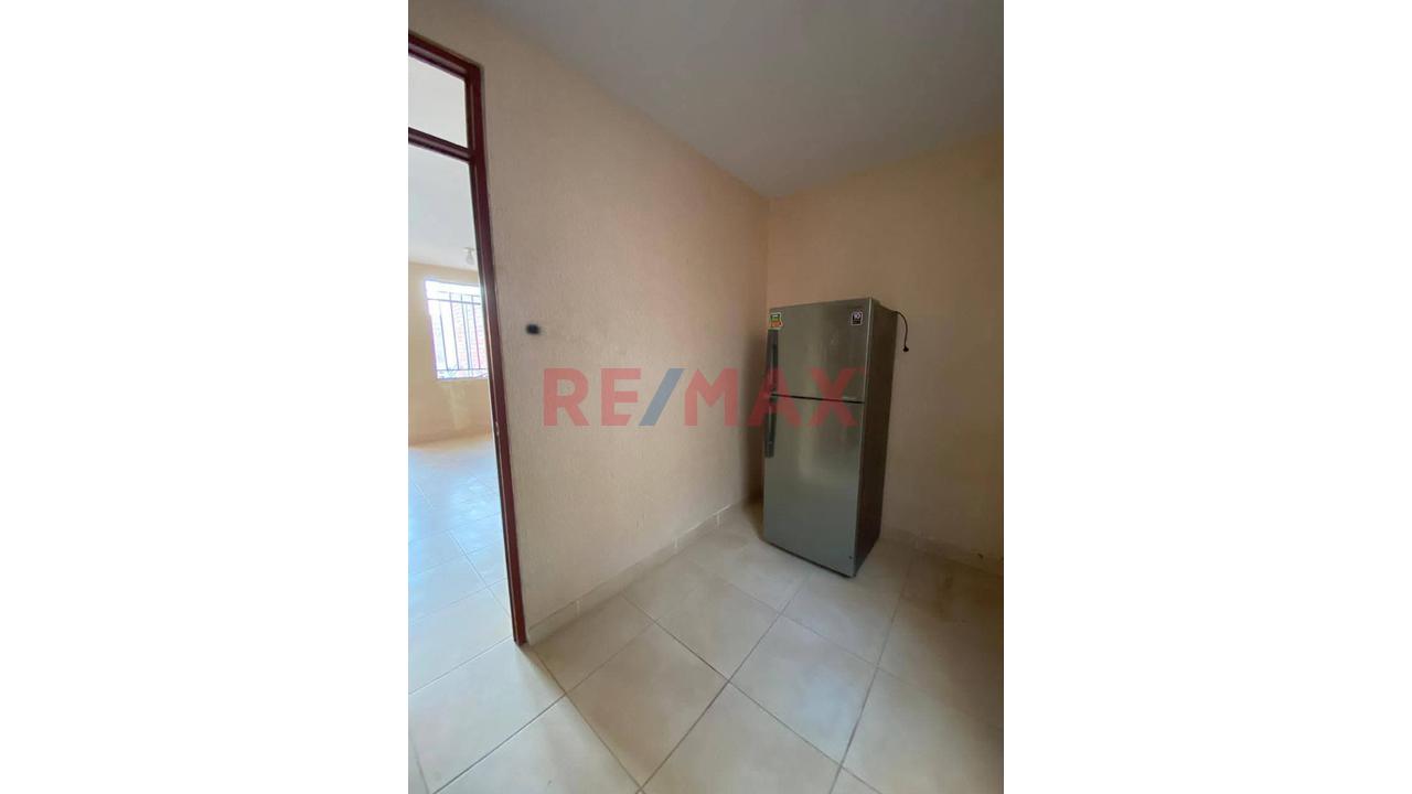 Venta De Casa En Urb La Planicie Etapa I Mz C2 Lote 35 - 10