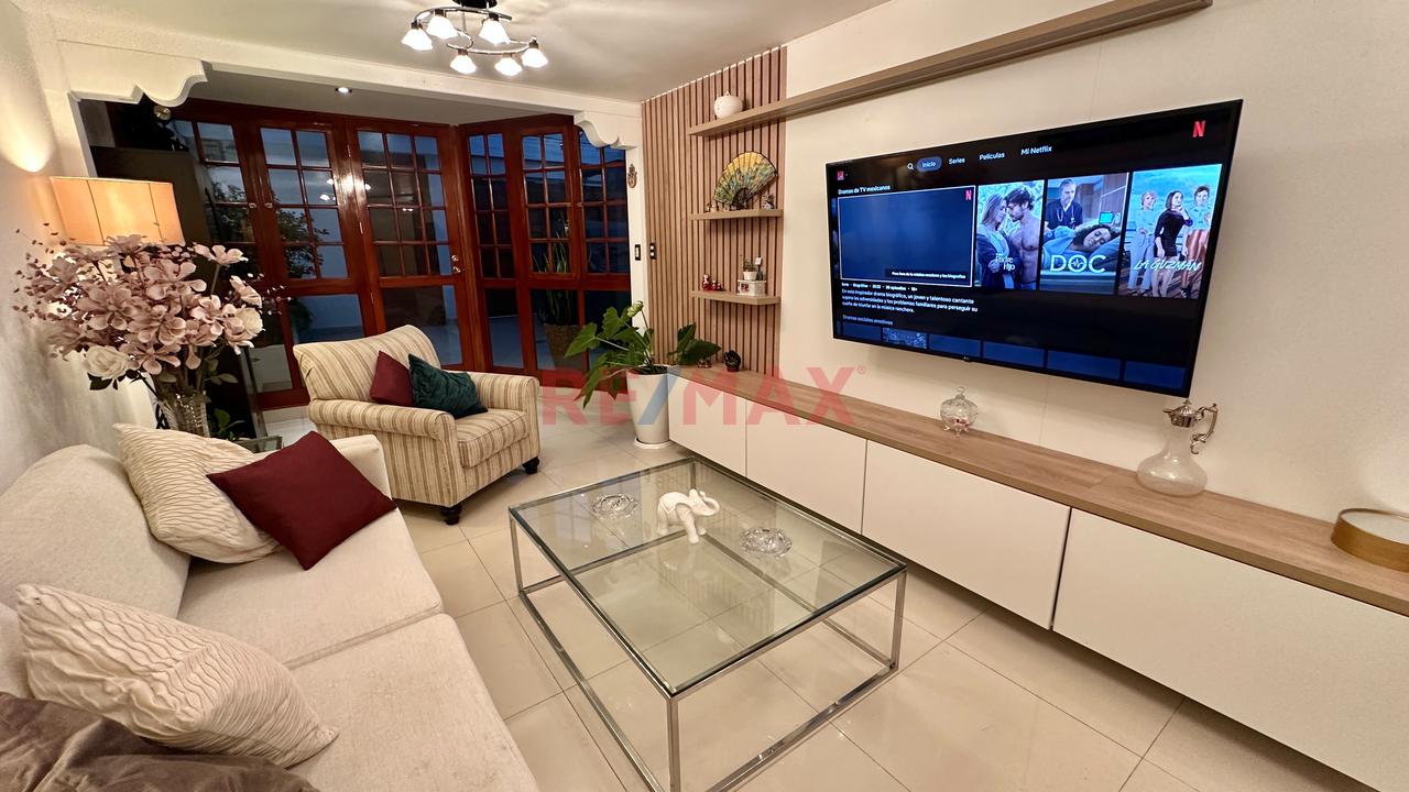 Vendo Casa 2 Pisos Y Terraza Con Doble Cochera - 6