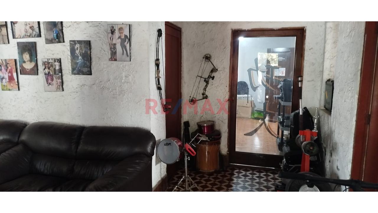 🏡 Casa De Doble Frente En Venta En Chaclacayo — Los Cerezos / Los Limoneros — foto 2