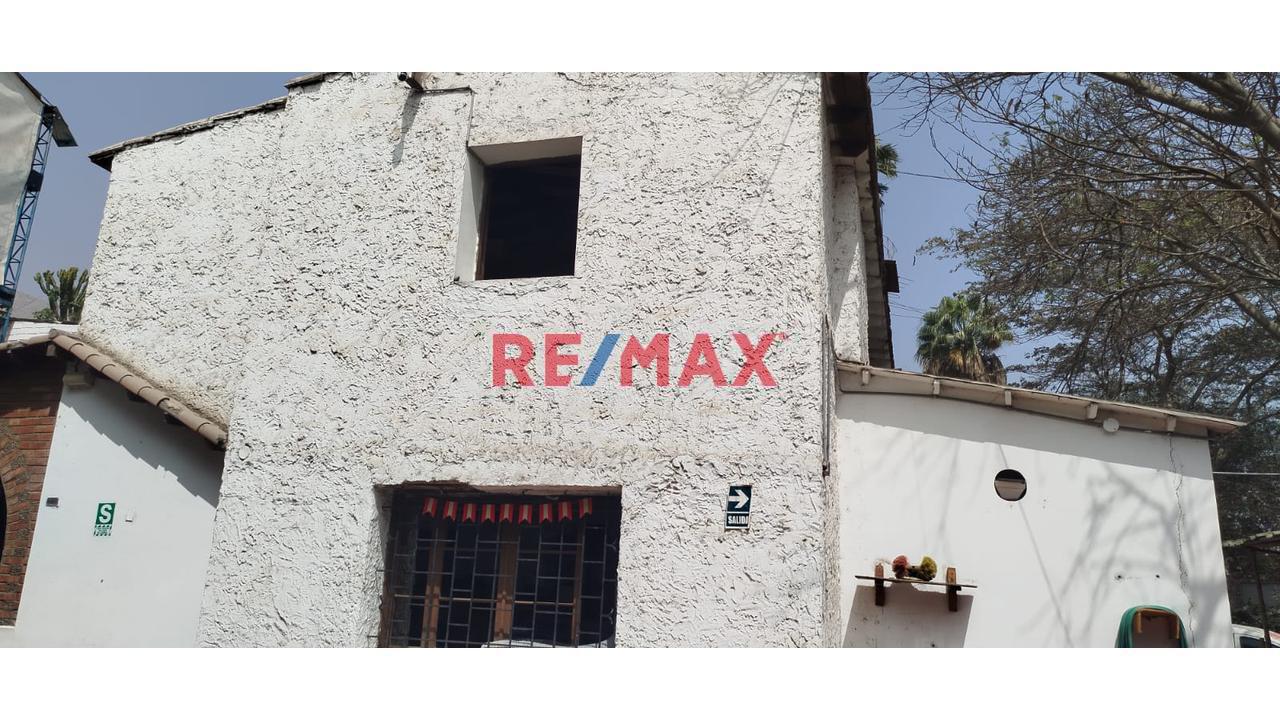 🏡 Casa De Doble Frente En Venta En Chaclacayo — Los Cerezos / Los Limoneros