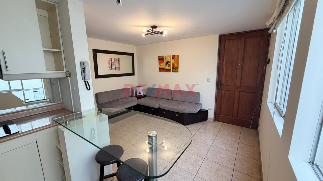 Departamento Flat En Alquiler En Surquillo — foto 4