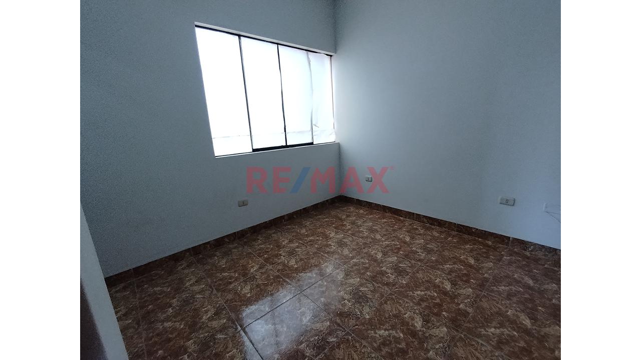 Alquilo Casa 3 Niveles En Condominio En Av Casuarinas Urb. Los Geranios — foto 6