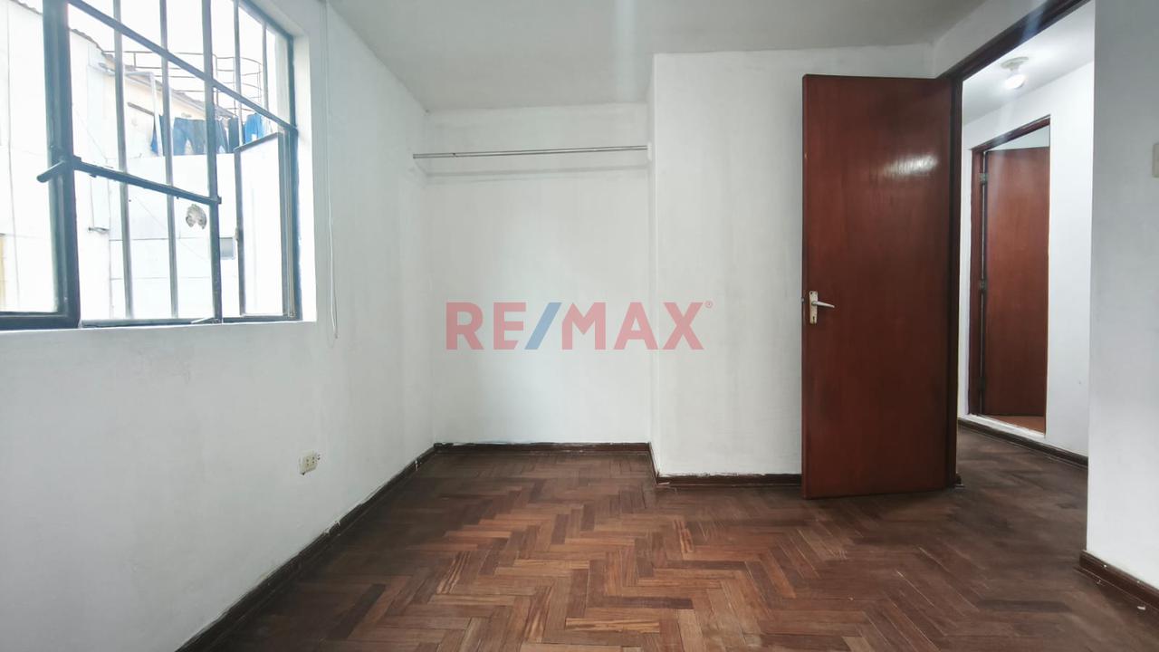 Alquilo Dpto 52M2 En Casa Familiar Cerca A Universidad Catolica,Y San Marcos — foto 5