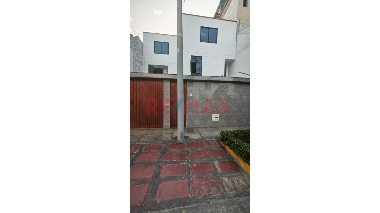 Alquilo Dpto 52M2 En Casa Familiar Cerca A Universidad Catolica,Y San Marcos — foto 3
