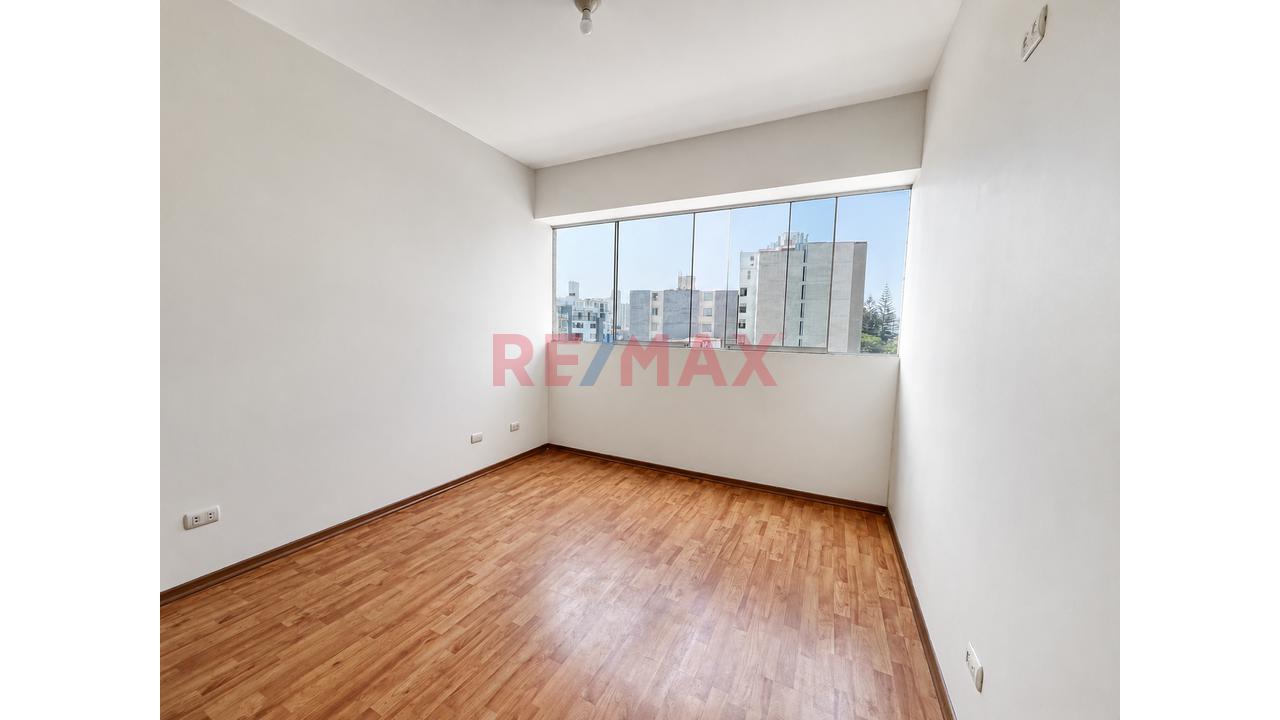 🏡 ¡Alquila Tu Próximo Hogar En Surquillo! - 3