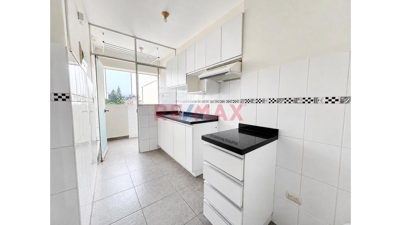 🏡 ¡Alquila Tu Próximo Hogar En Surquillo! - 10