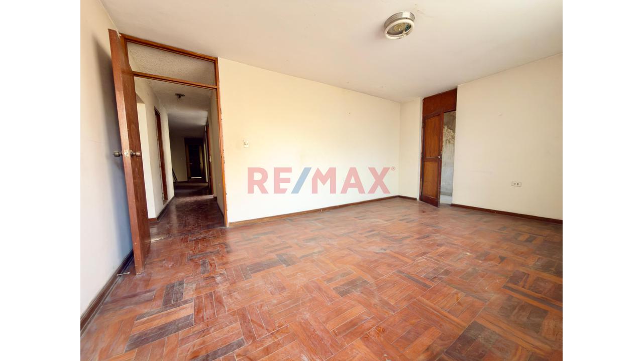 ¡Oportunidad De Inversión! Casa Terreno De 380 M² En San Luis - 8