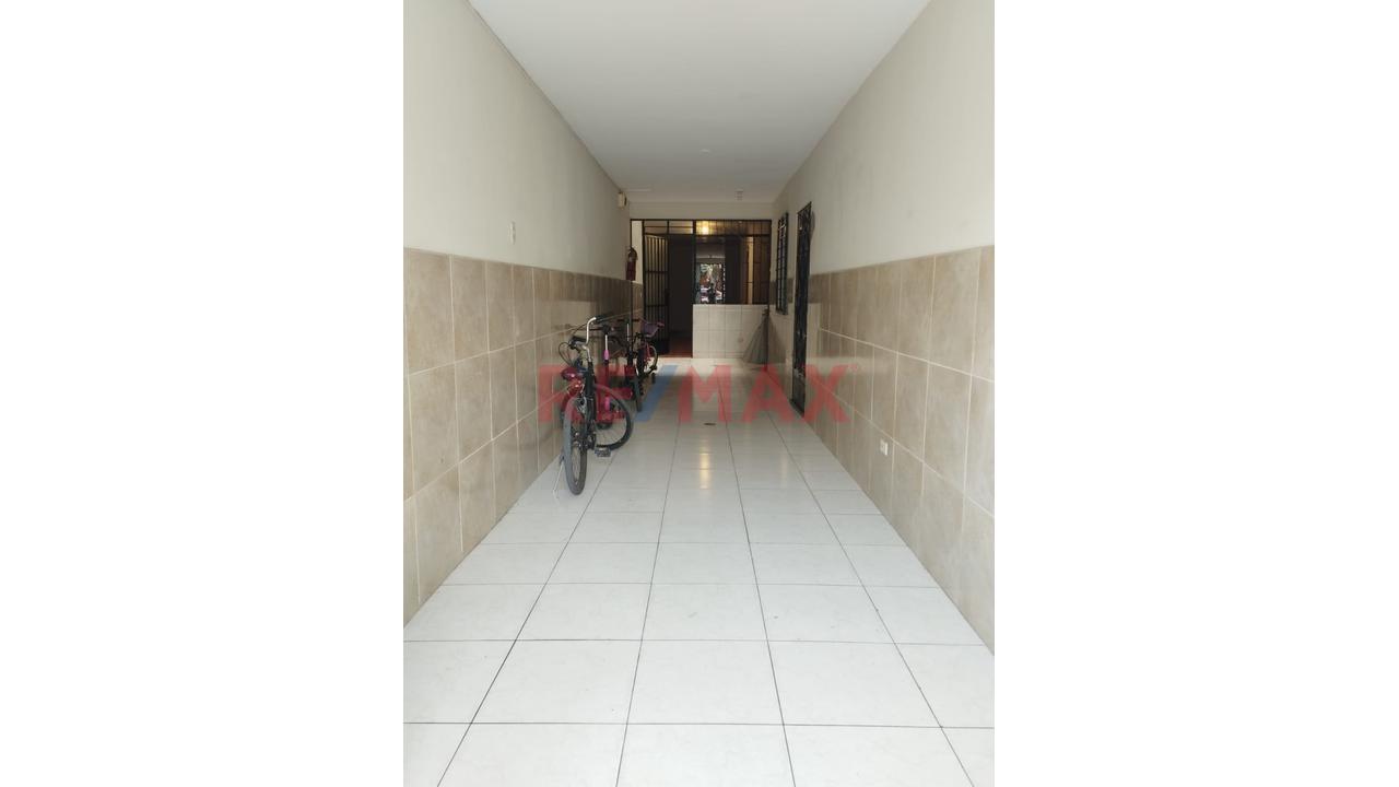 Habitación / Mini Departamento En Alquiler – 2.º Piso — foto 2