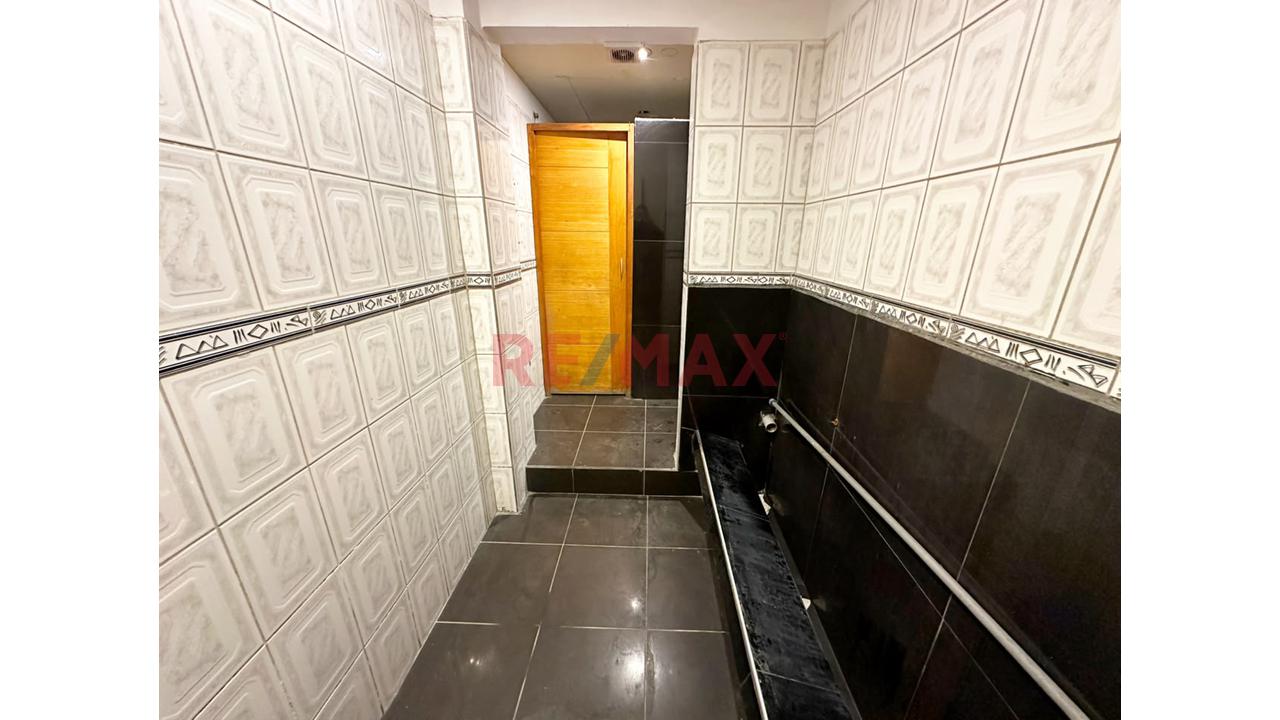 Local Comercial En Alquiler – San Juan De Lurigancho — foto 7