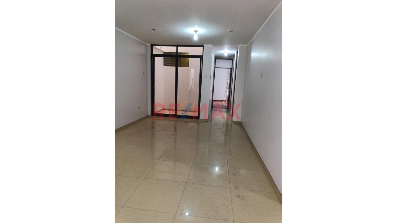 ¡Alquilo Departamento 1Er Piso Urb. Vista Alegre Ii Etapa Callao! — foto 2