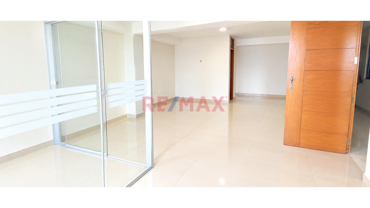 🏢 Oficina Administrativa En Lince En 4To Piso– Ubicación Estratégica - 3