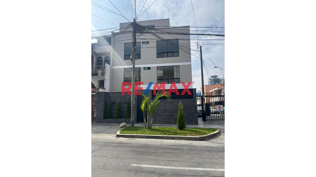 Alquiler Dpto De Estreno En Calle Francisco Almenara | 3 Dorms + Gas Cálidda | Cerca A San Isidro Y Miraflores