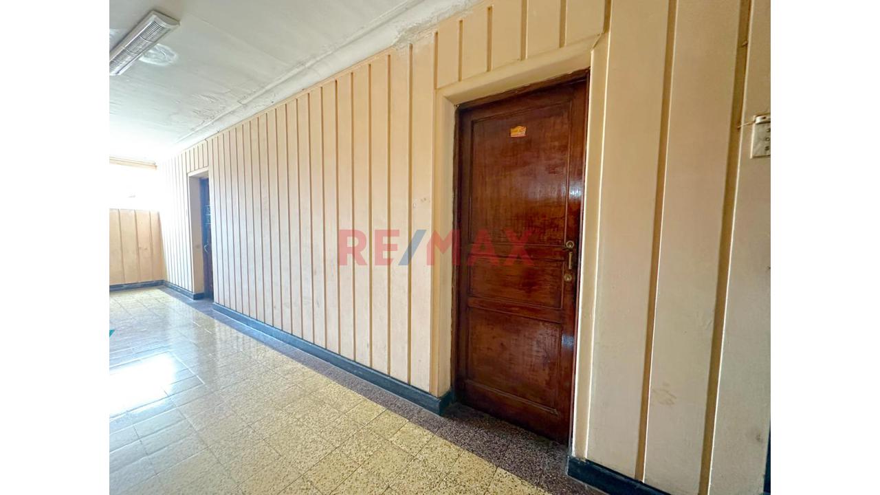 🏙️✨¡Departamento En Venta Con Ubicación Estratégica En Lince! 📍🚪 Doble Ingreso, Funcional Y Bien Distribuido — foto 2
