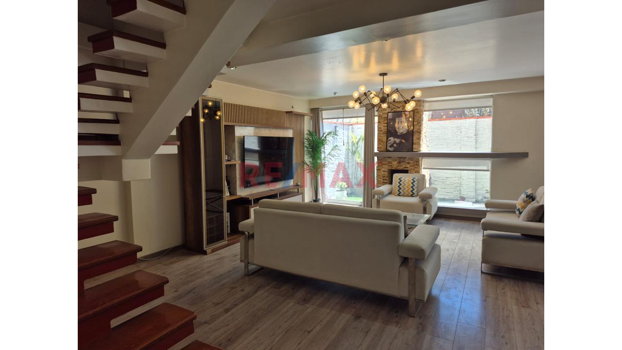 🏡 𝗖𝗔𝗦𝗔 𝗘𝗡 𝗩𝗘𝗡𝗧𝗔 | 𝗭𝗢𝗡𝗔 𝗘𝗫𝗖𝗟𝗨𝗦𝗜𝗩𝗔 𝗖𝗘𝗥𝗖𝗔 𝗔 𝗨𝗡𝗜𝗩𝗘𝗥𝗦𝗜𝗗𝗔𝗗𝗘𝗦 - 3