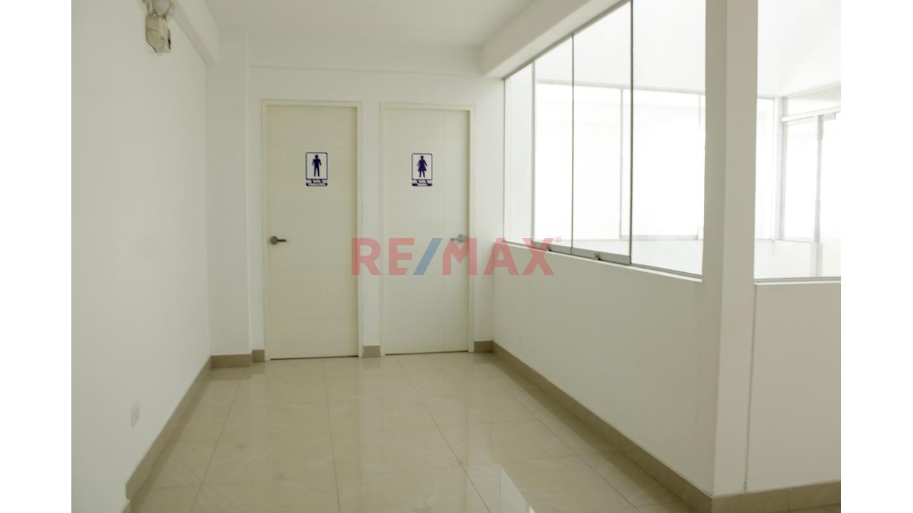 Alquilo Oficina / Consultorio – Miraflores | 90 M² | 2.º Piso | Ascensor — foto 7