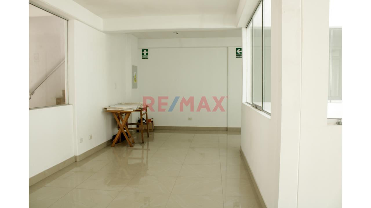 Alquilo Oficina / Consultorio – Miraflores | 90 M² | 2.º Piso | Ascensor — foto 9