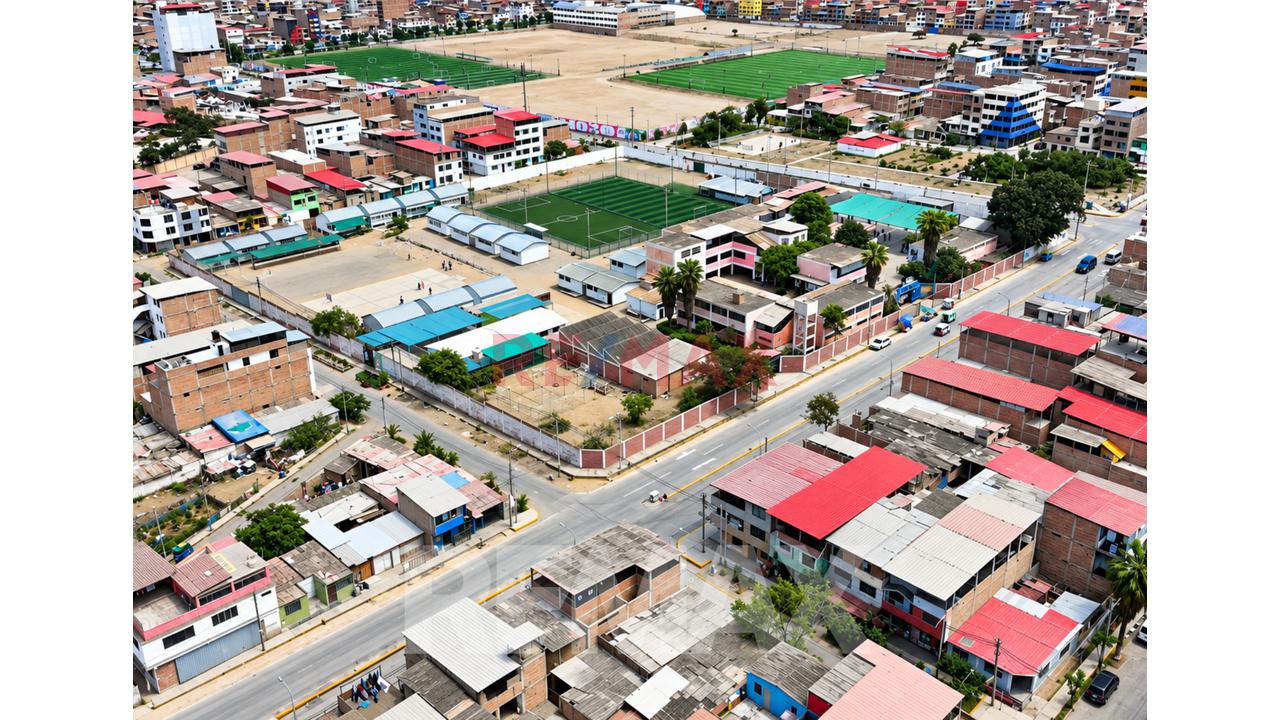 Vendo Terreno Comercial En Av. Jose Carlos Mariategui - Villa El Salvador — foto 8
