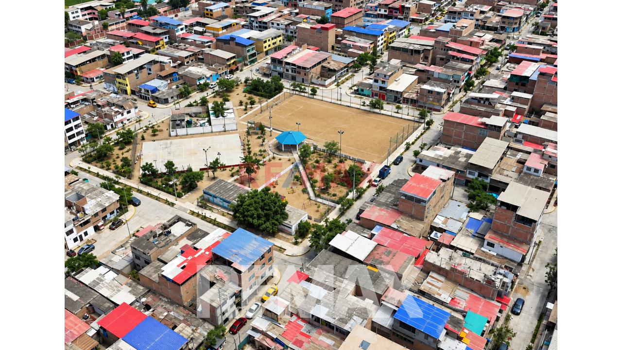 Vendo Terreno Comercial En Av. Jose Carlos Mariategui - Villa El Salvador — foto 7