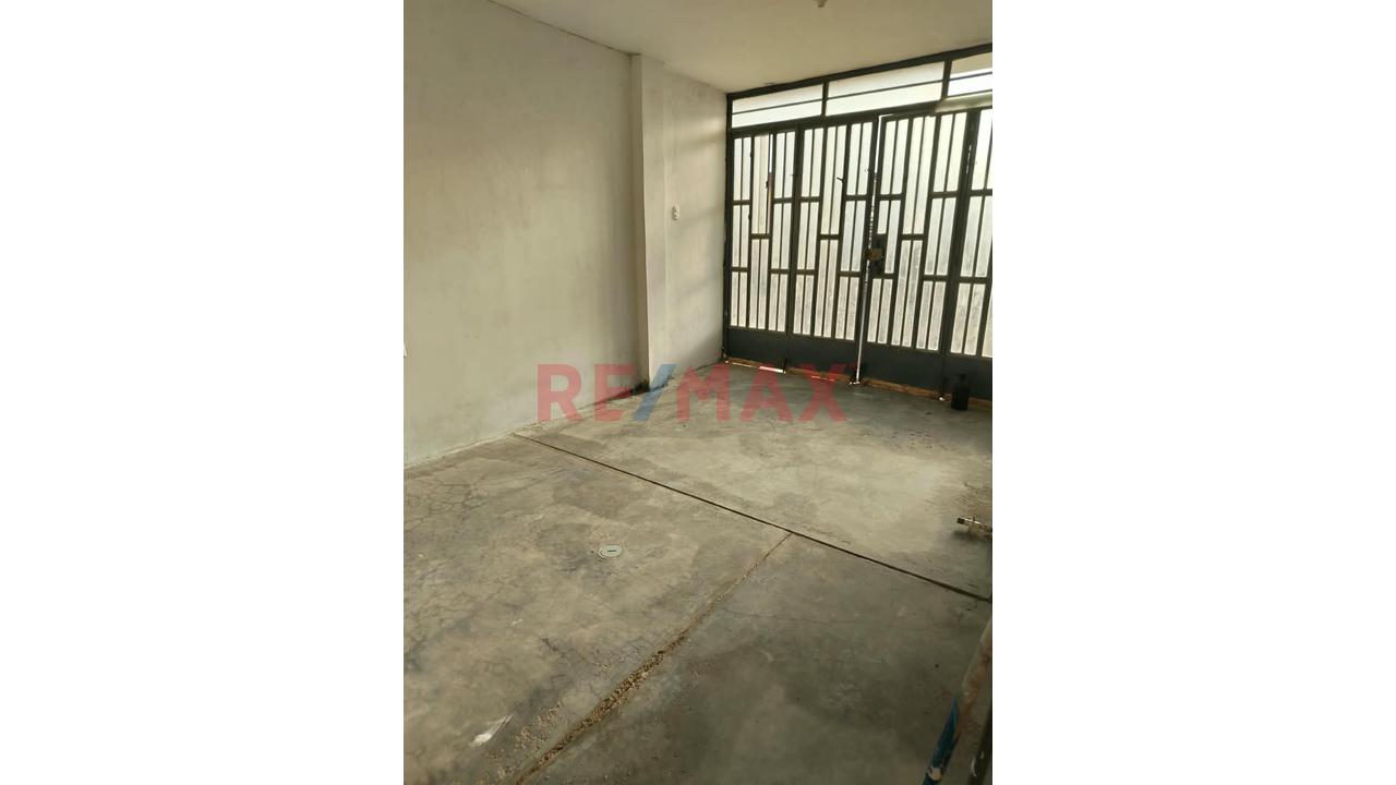 🏡 Venta De Casa + 2 Departamentos En Proyección En Monsefú - 4