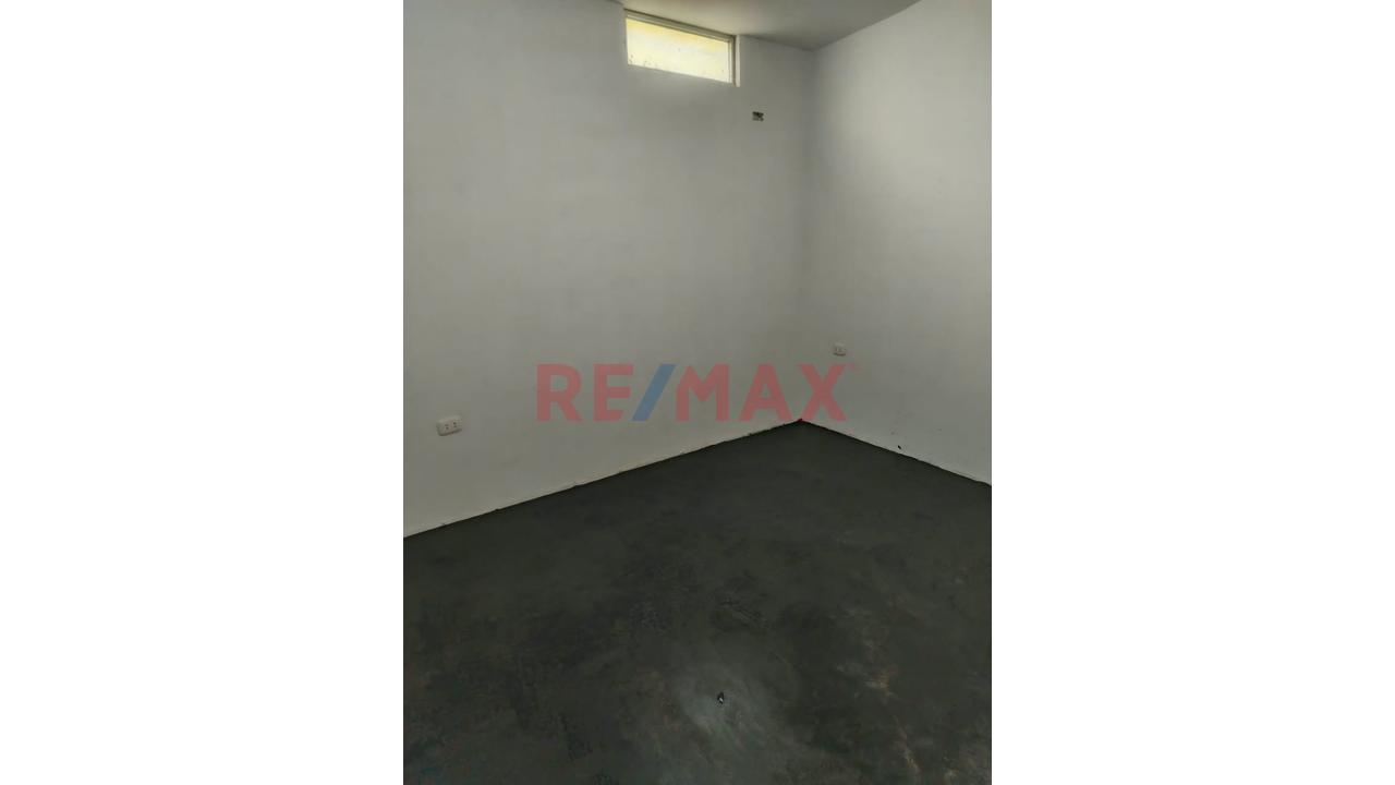 🏡 Venta De Casa + 2 Departamentos En Proyección En Monsefú - 15